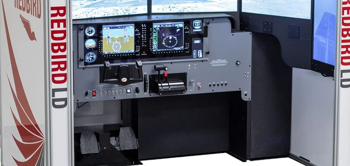 Redbird LD flight simulator